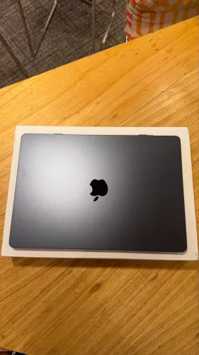 Mac book Air M4 15? 16GB / 512GB - Novo na Caixa 