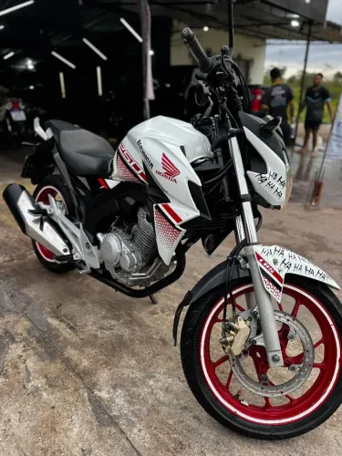 Troco em bros 2022 xre 190 ou 300