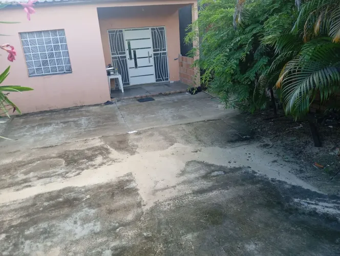 Vendo casa no Novo Aleixo
