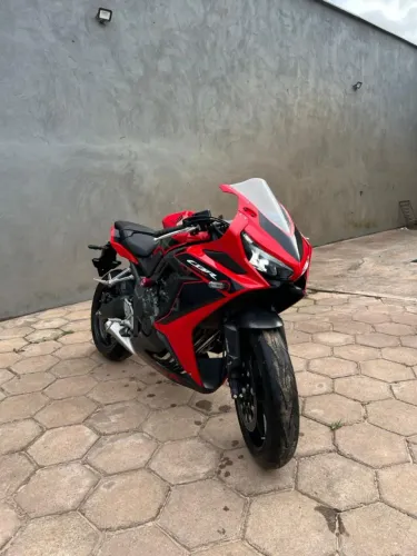 CBR 650 R