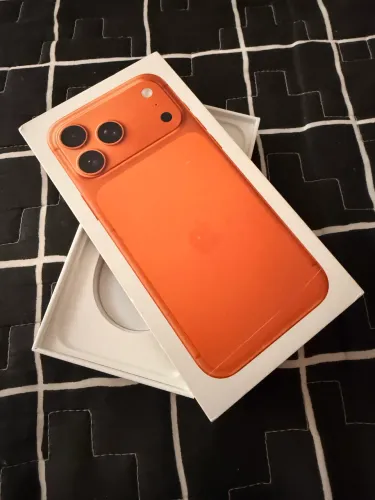 CAIXA Iphone 17 Pro Max Laranja