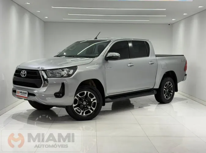 Toyota Hilux CD SRV 4X2 2.7 16V 142cv 2021