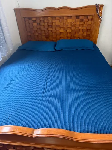 Cama queen madeira maciça