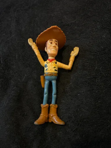 figura de ação articulada do personagem Xerife Woody