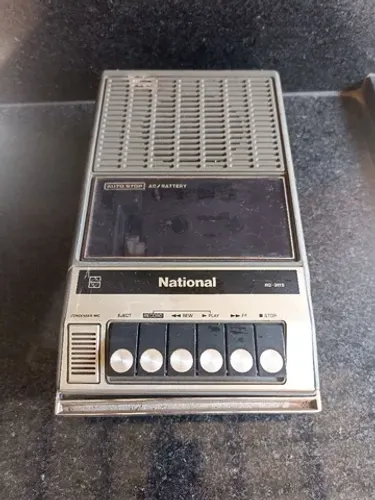 Gravador Cassete k7 National  RQ 311s - Anos 80 - Estragado 