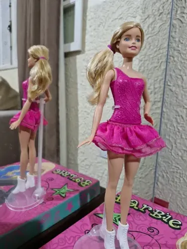 Barbie profissões- Patinadora no gelo