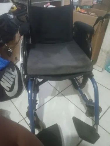 Cadeira de rodas ortobras para cadeirante autónomo e que anda acompanhado
