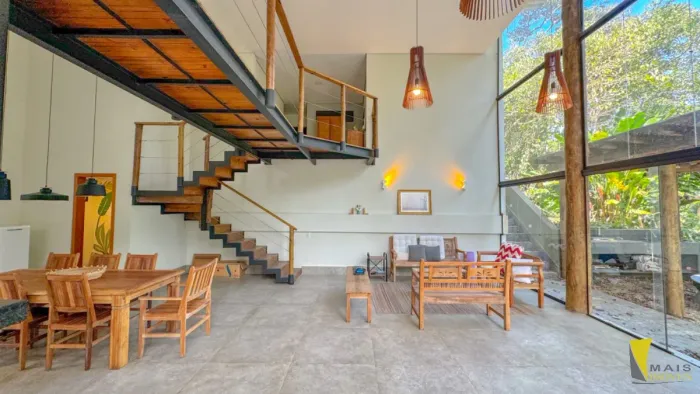 Casa recém construída na Praia do Prumirim
