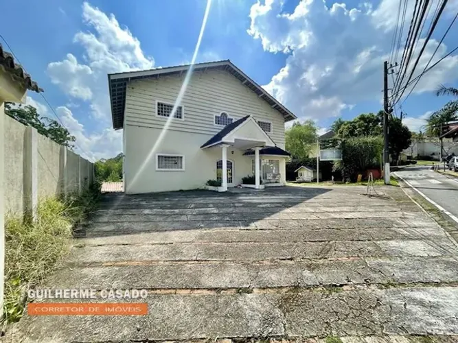 Av Jose Giorgi - Comercial - 3 Salas + 2 Salões, 4 Wcs, 10 Vagas!