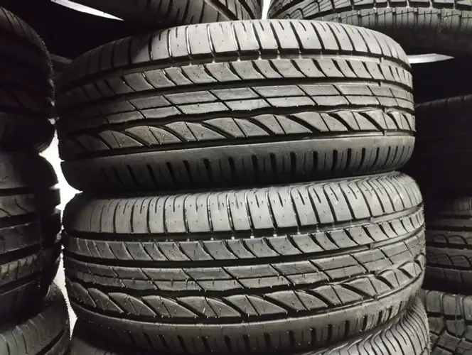 Pneus remolde promoção marca tekistyre aro 205/55/16