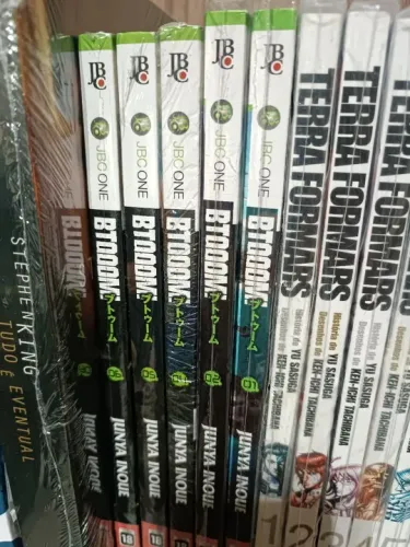 Mangá BTOOOM! Volumes 1, 2, 4, 5 e 6