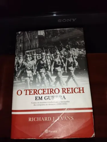 Livro O Terceiro Reich em Guerra