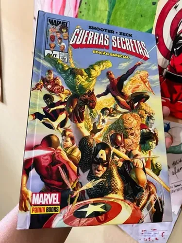Guerras secretas edição especial capa dura 