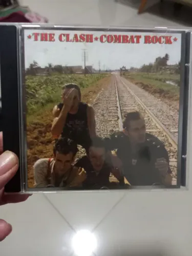 CD THE CLASH