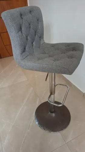 2 Banquetas balcão