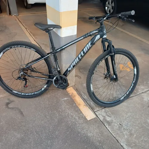 Bicicleta Mountain bike  Spaceline Vega