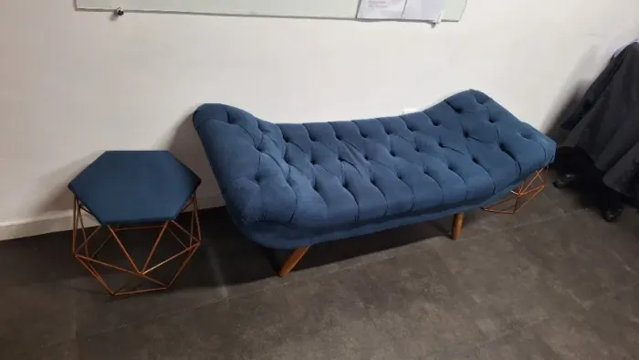 Recamier divã calçadeira namoradeira suede azul marinho