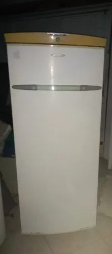 Refrigerador c/ Freezer Brastemp model 310 Inside Freezer 110v 