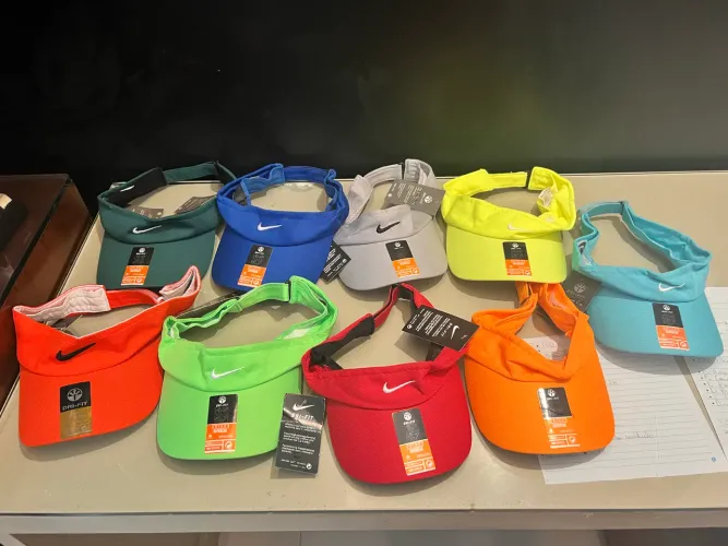 Viseira Nike várias cores