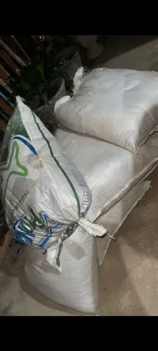 Vende-se estrume de gado 