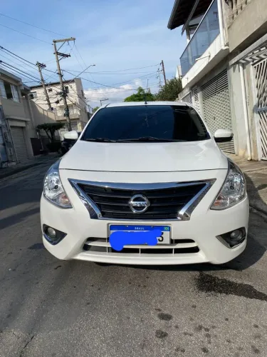 Nissan Versa SL 1.6 16V Flexstart 4P Aut. 2018