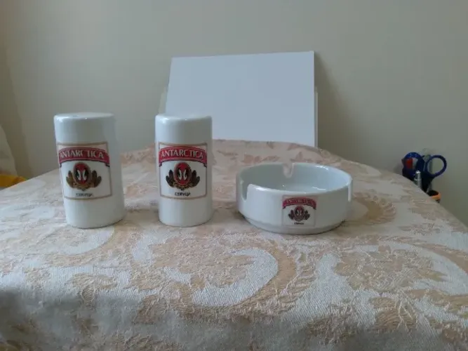 Paliteiro, Saleiro e Cinzeiro de Porcelana retrô Antartica