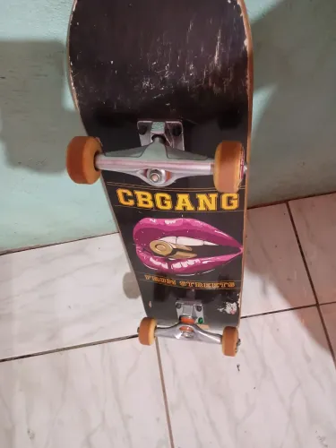 Skateboard conservado R$300 ou troco por BMX usada