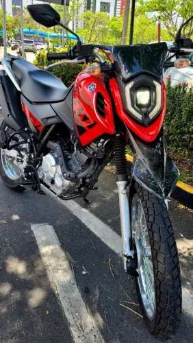 300 a semana , aluguel de motos