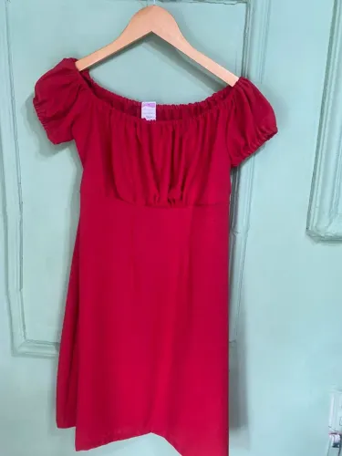 Lindo vestido vermelho manga 