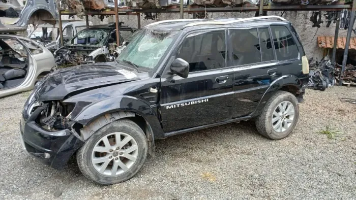 Sucata Mitsubishi Tr4 2.0 2011 manual 4x4 Flex