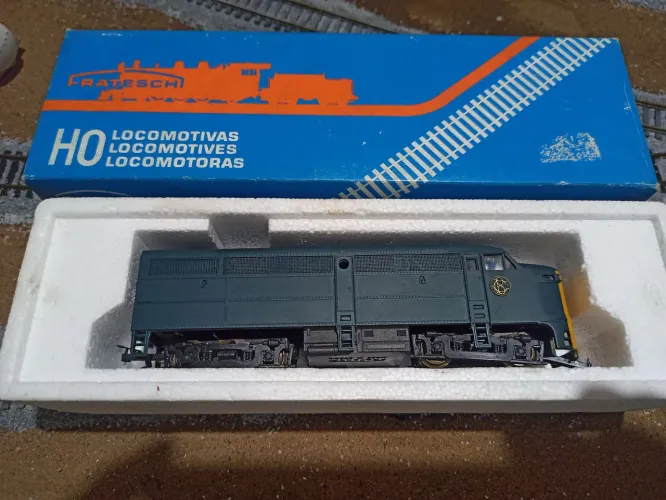 Trem de Ferro de Coleção - Locomotiva