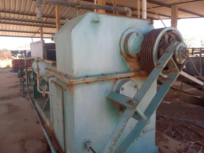 Maromba MAN MM28 em perfeito estado com motor