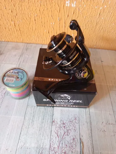 MOLINETE NX 6000 CARRETEL E MANIVELA ALUMÍNIO+ 500 METROS DE LINHA