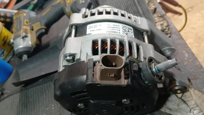 Alternador Fiat argo Cronos Uno Mobi 1.0 3cc