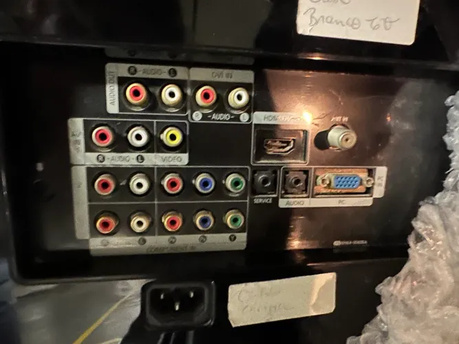 Televisão Samsung 30 polegadas 