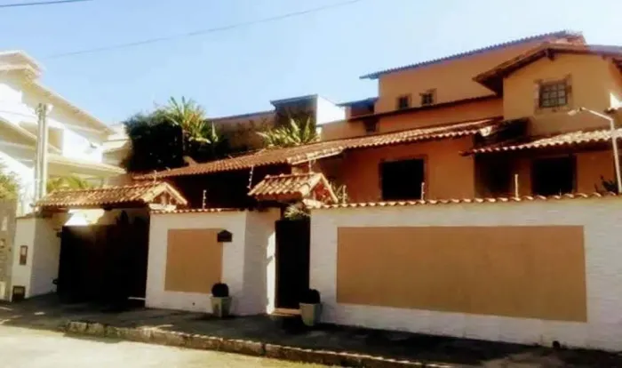 IMÓVEL PARA VENDA EM VASSOURAS, RJ