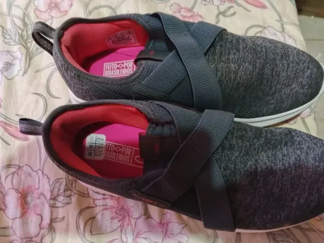 Vendo tênis olímpicos 55 reais 