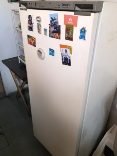 Freezer Cônsul funcionando normalmente