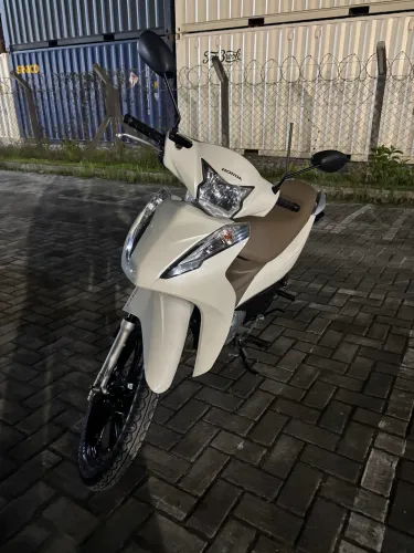 Honda Biz 125 2023 | 19 mil KM | Impecável