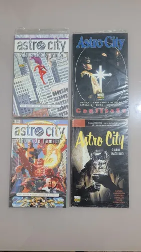 HQs Astro City 1 à 4 Lacradas - Kurt Busiek Brent Anderson Alex Ross.