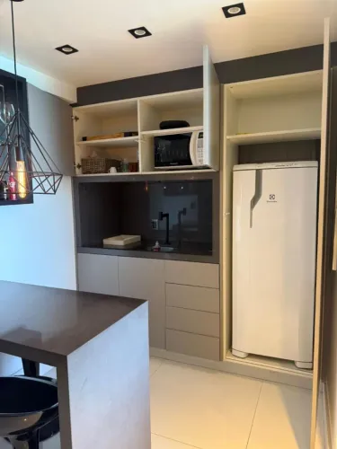 Excelente Flat em Areia Preta com 33 metros Todo mobiliado