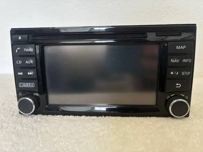 Rádio Nissan March original com GPS