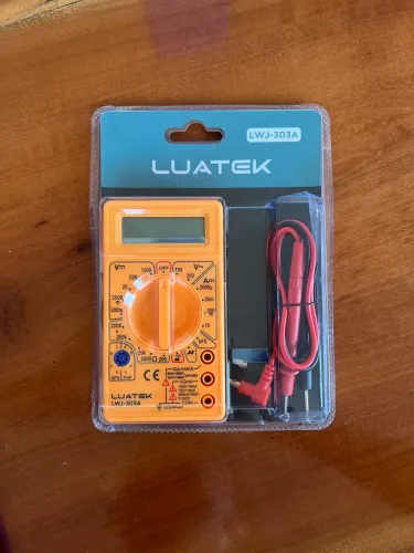 Multímetro Digital Luatek LWJ-303A