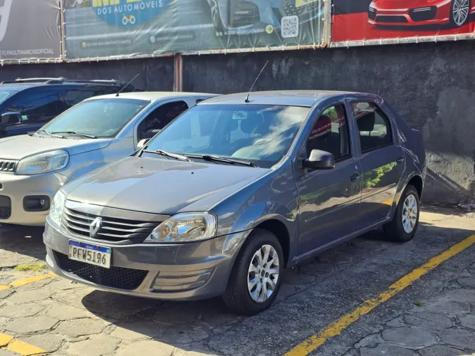Renault Logan Authentique Hi-flex 1.0 16V 4P 2012
