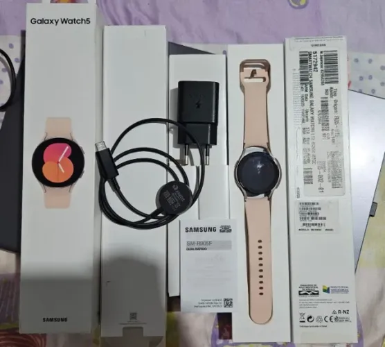 Smartwatch Samsung Galaxy Watch5 LTE 40mm - Rose (SM-R905F)