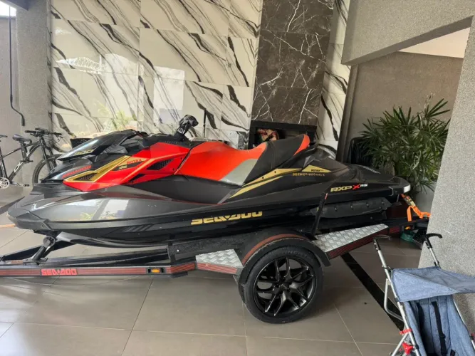 Jet RXP 300 2019 revisado