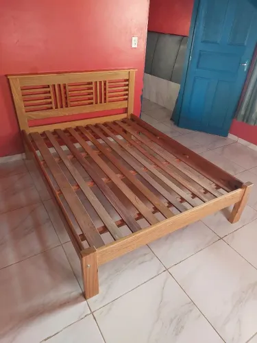 Vendo essa cama de casal 