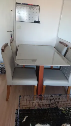Mesa 4 cadeiras
