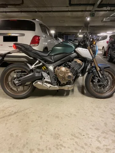 Honda CB 650R 2023 VERDE | BAIXA KM