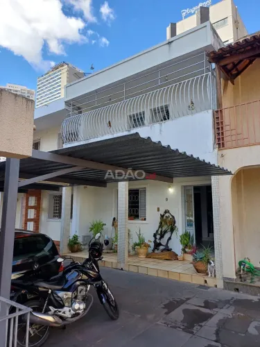 SOBRADO DE 3 QTOS, 1 SUITE, 134 m2, NA RUA 22, COND. ITAPEMIRIM, SETOR OESTE. SETOR OESTE